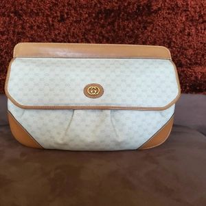 VINTAGE GUCCI CLUTCH